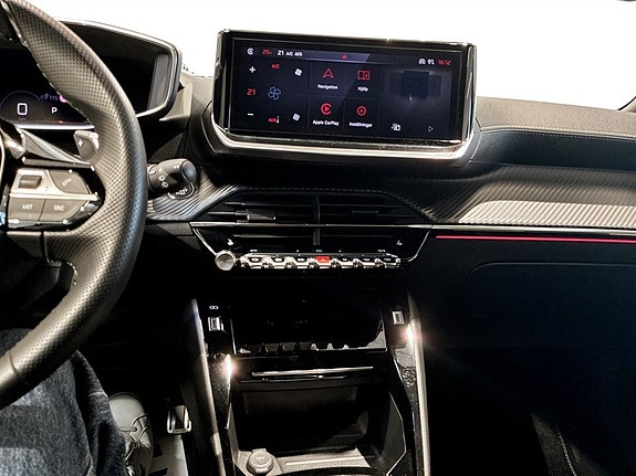 Peugeot 2008 12 of 16