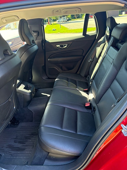 Volvo V60 8 of 10