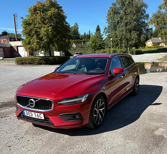 Volvo V60 3 of 10