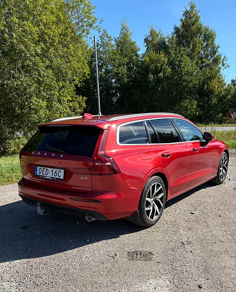 Volvo V60 4 of 10
