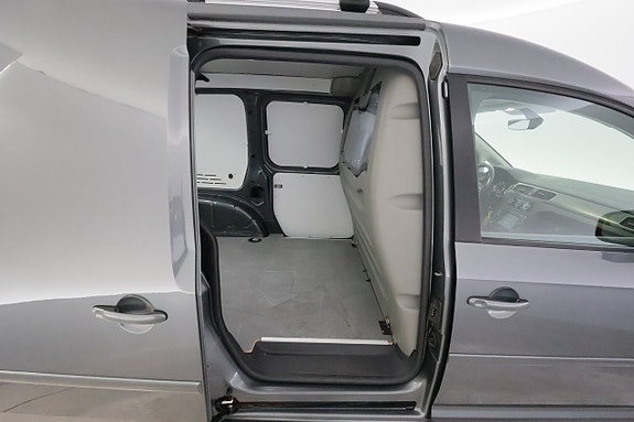 Volkswagen Caddy Alltrack 14 of 27