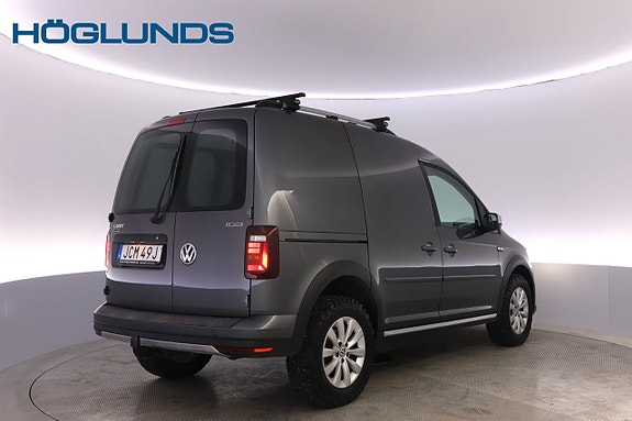 Volkswagen Caddy Alltrack 4 of 27