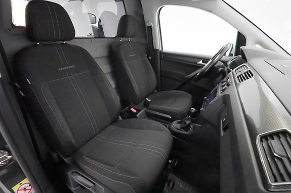 Volkswagen Caddy Alltrack 12 of 27