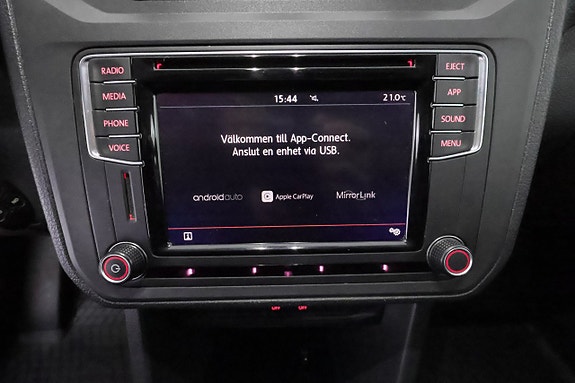 Volkswagen Caddy Alltrack 21 of 27