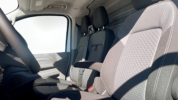 Volkswagen Transporter 12 of 15
