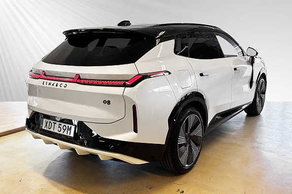 Lynk & Co 08 4 of 30