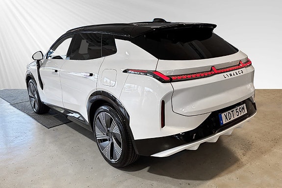 Lynk & Co 08 3 of 30