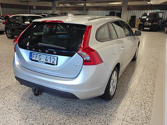 Volvo V60 5 of 15