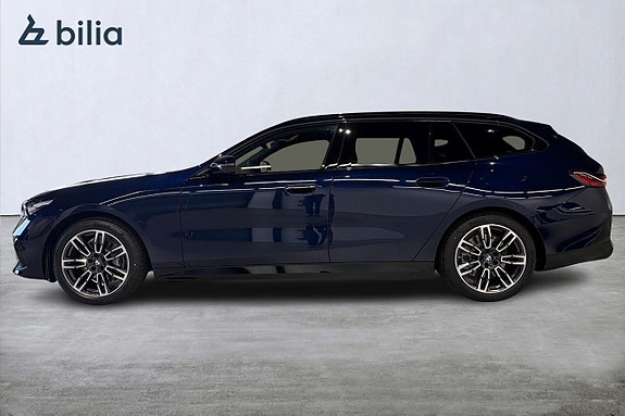 BMW i5 3 of 18