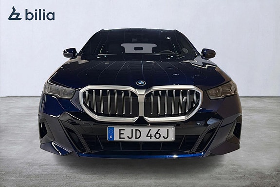 BMW i5 5 of 18