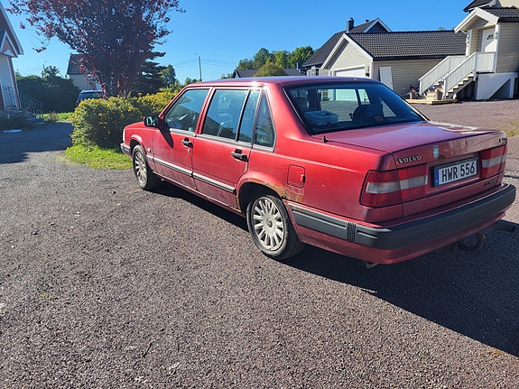 Volvo 940 3 of 8