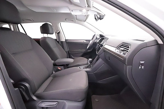 Volkswagen Tiguan Allspace 11 of 21