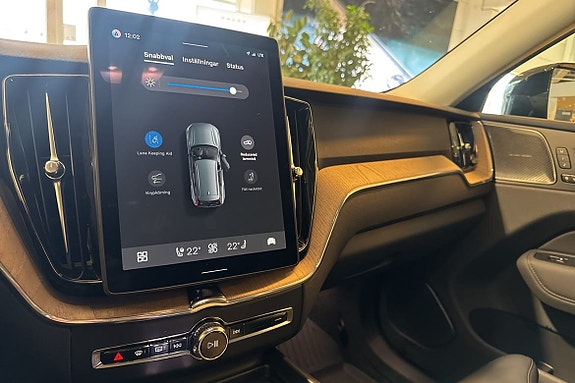 Volvo XC60 18 of 30