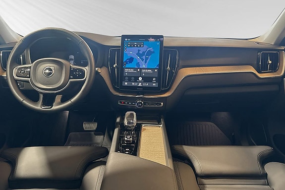 Volvo XC60 9 of 30