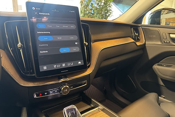Volvo XC60 22 of 30