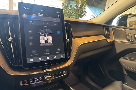 Volvo XC60 19 of 30