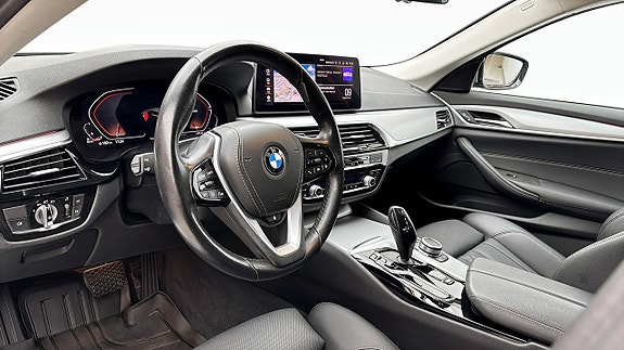 BMW 520 8 of 16