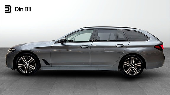 BMW 520 2 of 16