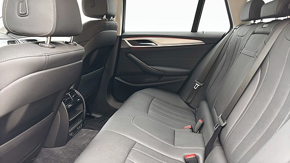 BMW 520 16 of 16