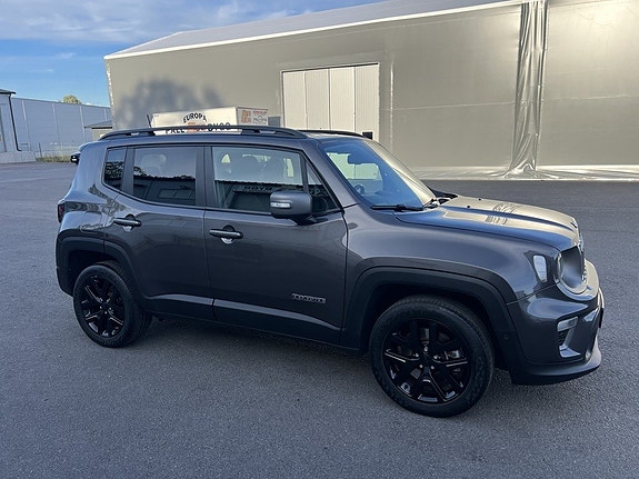 Jeep Renegade 5 of 12