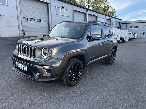 Jeep Renegade 9 of 12