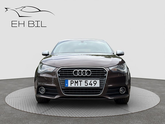 Audi A1 2 of 18