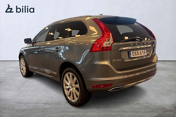 Volvo XC60 3 of 25