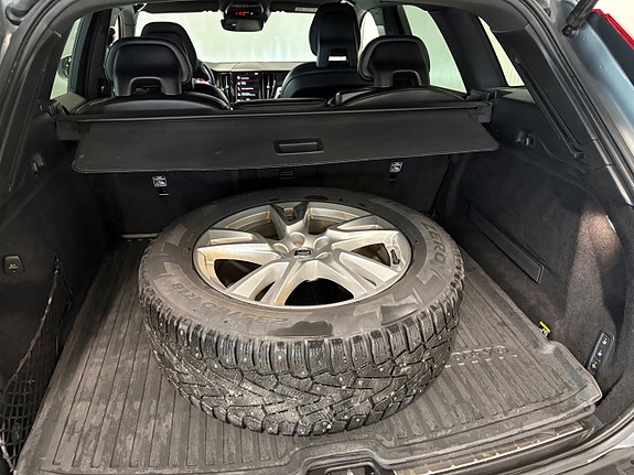 Volvo XC60 25 of 27