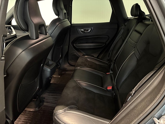 Volvo XC60 21 of 27