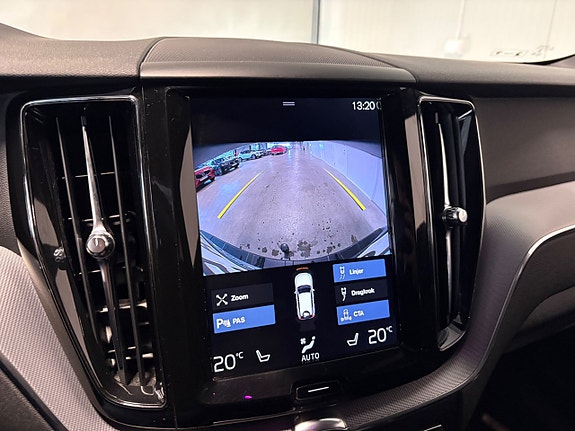 Volvo XC60 18 of 27