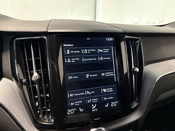Volvo XC60 19 of 27