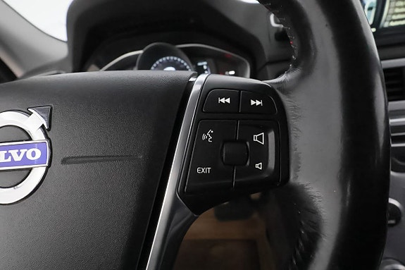Volvo XC70 18 of 30