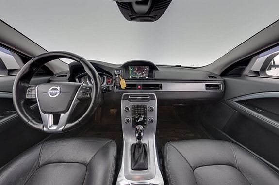 Volvo XC70 13 of 30