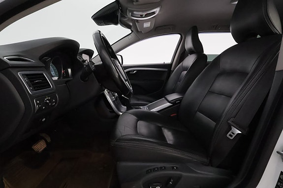 Volvo XC70 10 of 30