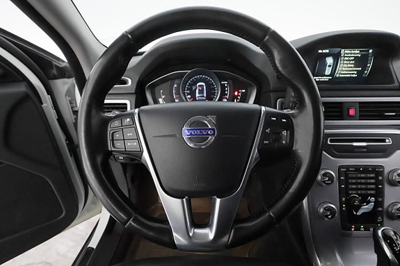 Volvo XC70 15 of 30