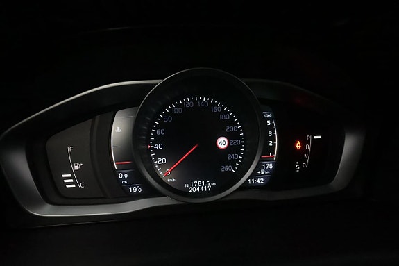 Volvo XC70 25 of 30
