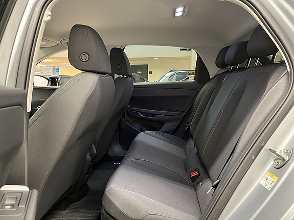 Volkswagen Polo 8 of 15