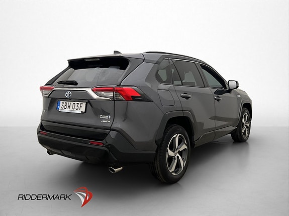 Toyota RAV4 8 of 30