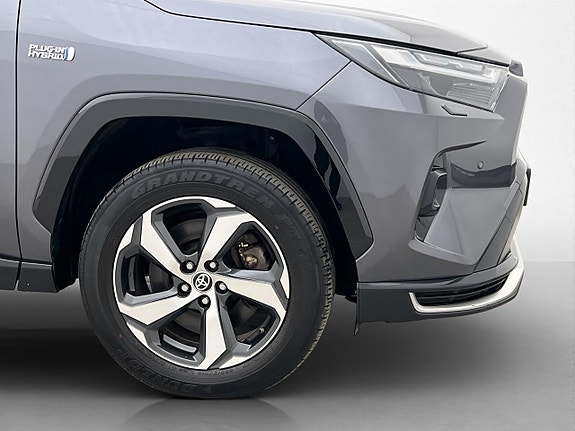 Toyota RAV4 29 of 30