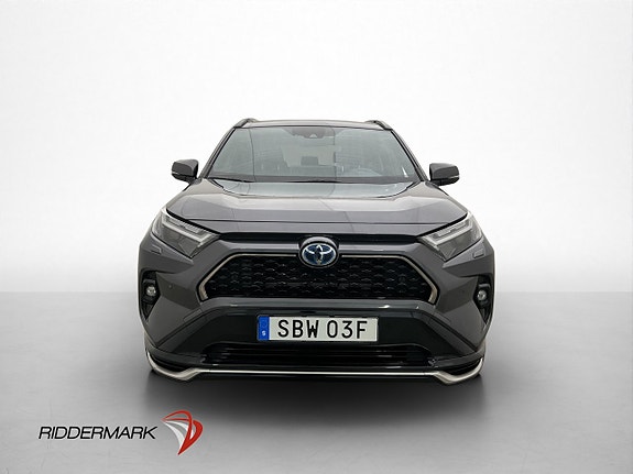 Toyota RAV4 2 of 30