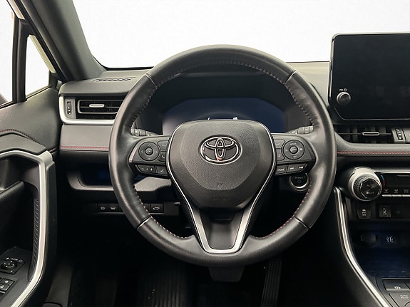 Toyota RAV4 20 of 30