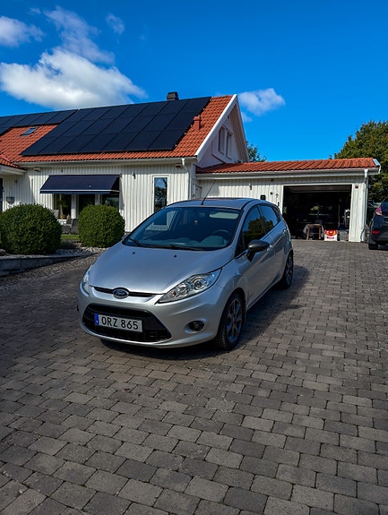 Ford Fiesta 3 of 8
