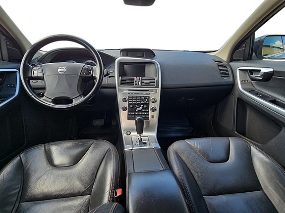 Volvo XC60 5 of 8