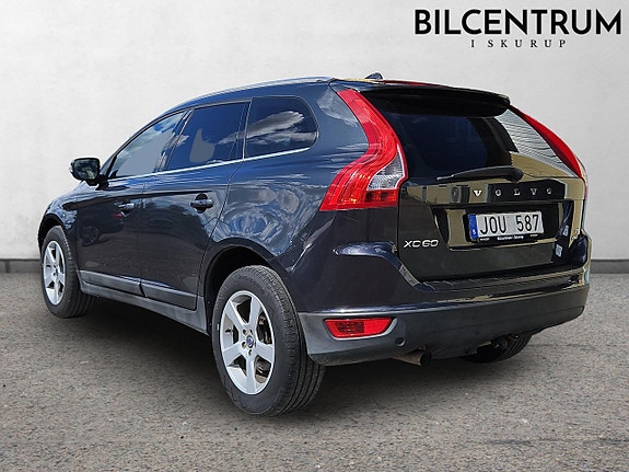 Volvo XC60 4 of 8