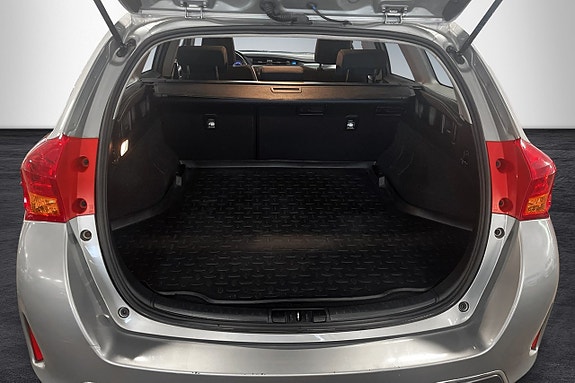 Toyota Auris 17 of 17