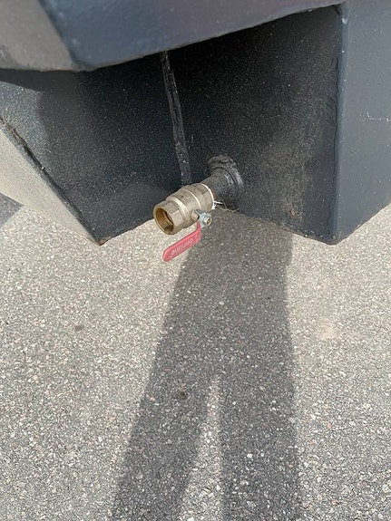 Liftdumper öppen - 14m3 med tappkran 3 of 4