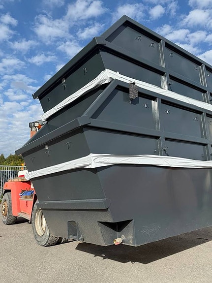 Liftdumper öppen - 14m3 med tappkran 2 of 4