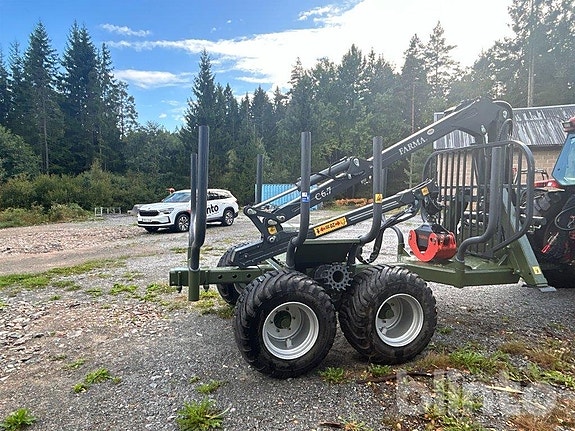 Skogskärra med kran Farma T10F 4WD 3 of 6
