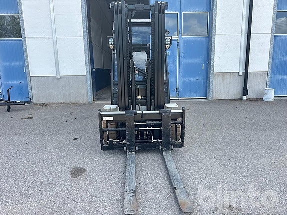 Motvikts Eltruck Hangcha CPD35-XD6-SI26 2 of 6