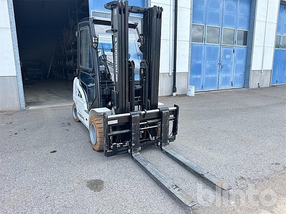 Motvikts Eltruck Hangcha CPD35-XD6-SI26 3 of 6